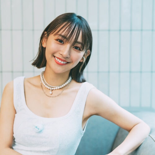 主演映画『49日の真実』が劇場公開中の浅川梨奈
