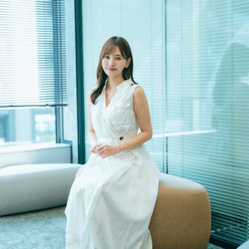 HKT48時代に「はるっぴ」の愛称でファンに親しまれた兒玉遥が、アイドル時代にうつ病を患い休業した経験を綴った著書『1割の不死蝶　うつ病を卒業した元アイドルの730日』（KADOKAWA）を刊行した。