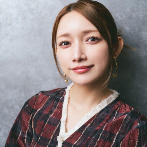 「ゴマキ、デビュー25周年」後藤真希が語る“モー娘。と今”──新アルバム『COLLECTION』に込めた想い