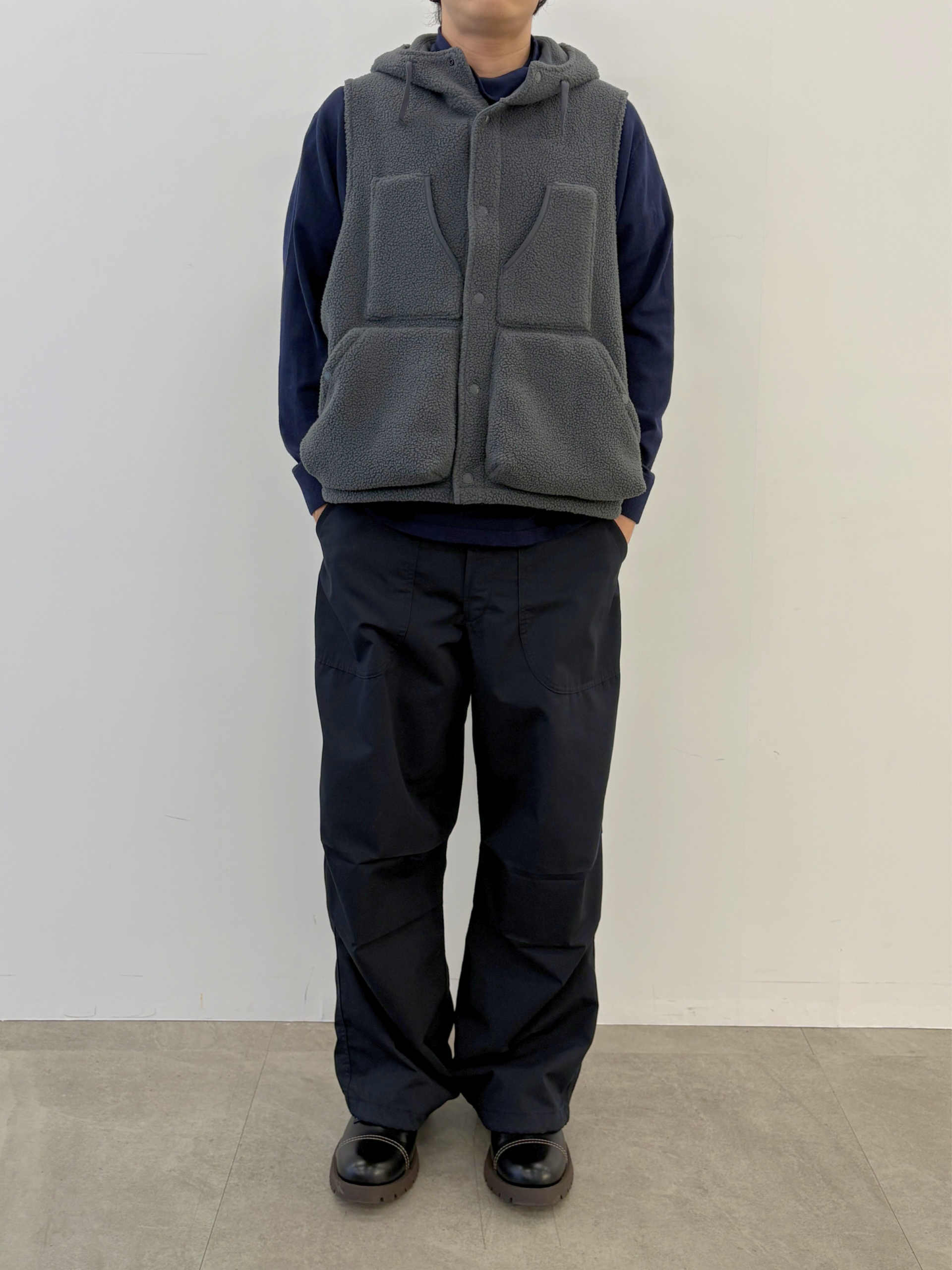 フリースフーデッドオーバーサイズベスト 着用