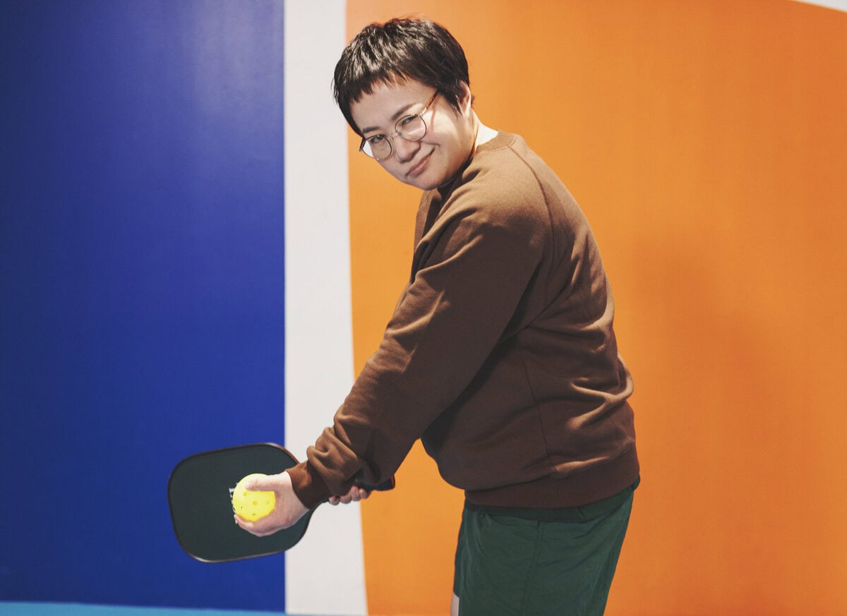 近藤春菜が最新スポーツ“ピックルボール”に挑戦！お洒落ウェア＆専用