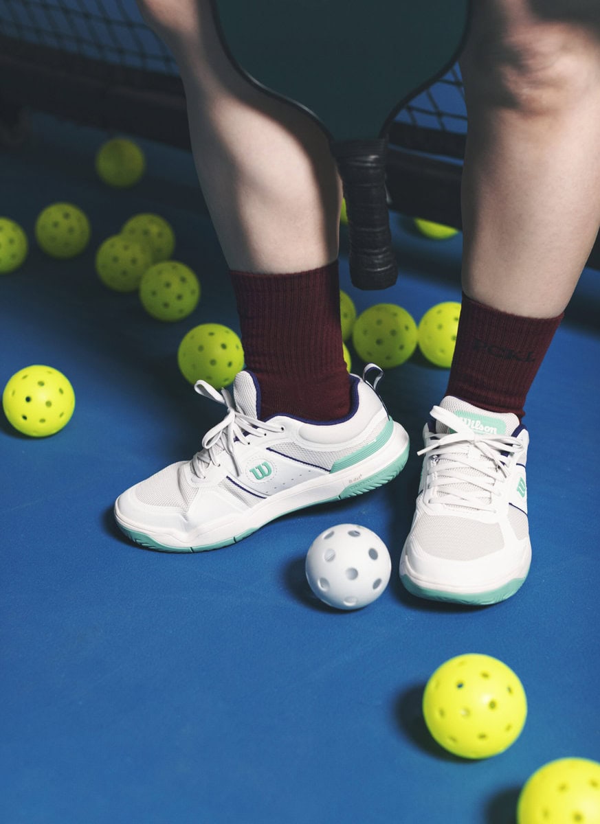 近藤春菜さんが最新スポーツ“ピックルボール”に挑戦　ピックルボール専用シューズ「WILSON PICKLE PRO」とは？