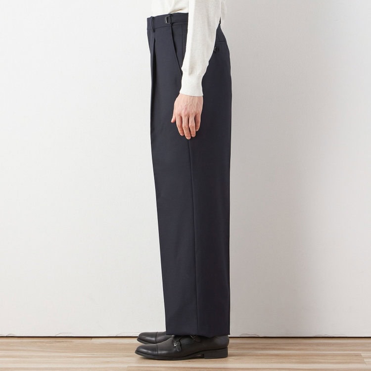 「さらば、細身スーツ」スーツセレクトの“ワイドパンツ”が、2026年春のビジネス街を席巻する予感！