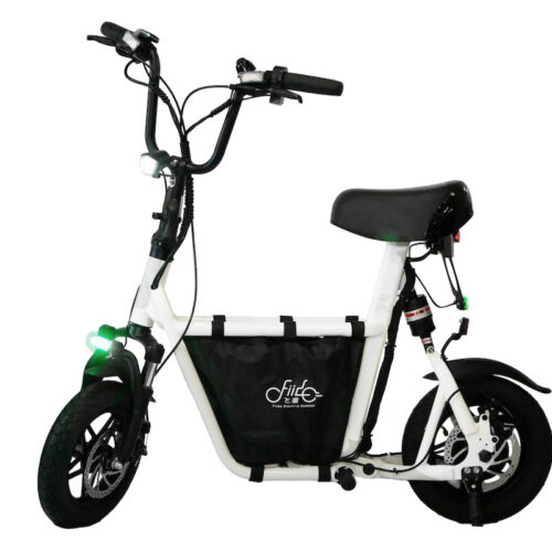 【特定小型原付の大本命はこの一台で決まり!?】ミニ電動バイク「Fiido Q1S」は座って運転できるのが◎。16歳以上であれば免許も不要