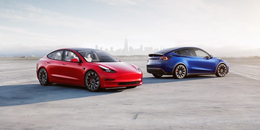 「Tesla（テスラ）」のミッドサイズセダン「Model 3」